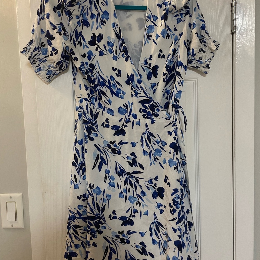 Banana Republic size 6, worn once